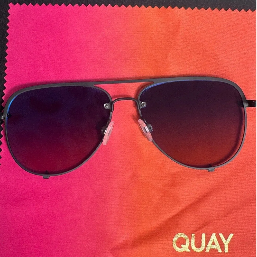 Quay High Key Rimless Mini Aviator‎ Sunglasses Matte Black with Case & Cloth
